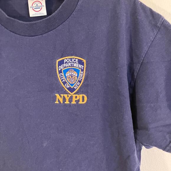 Vintage 90s‎ NYPD Embroidered Delta T-shirt - Picture 2 of 4